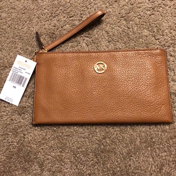 KORS Michael Kors Handbags - Michael Kors clutch